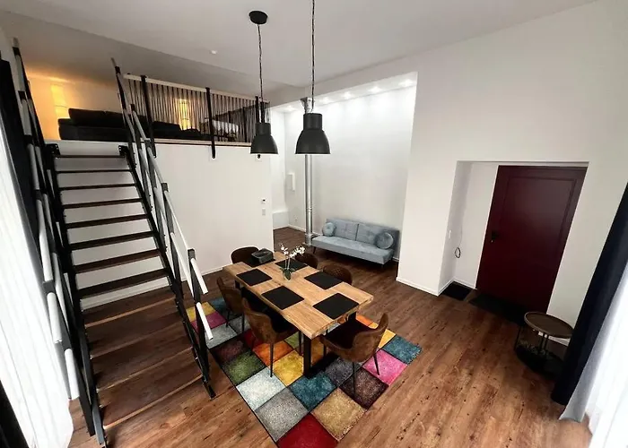 Zentrale & Flexible Unterkunft I
